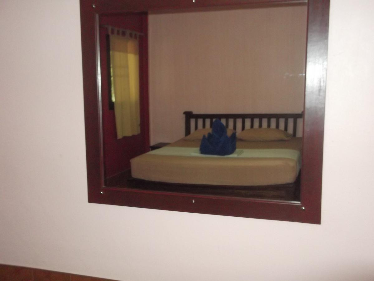 Lanta Bee Garden Bungalow Sha Extra Plus 란타섬 외부 사진
