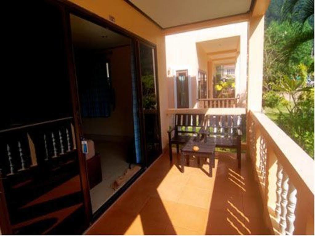 Lanta Bee Garden Bungalow Sha Extra Plus 란타섬 외부 사진